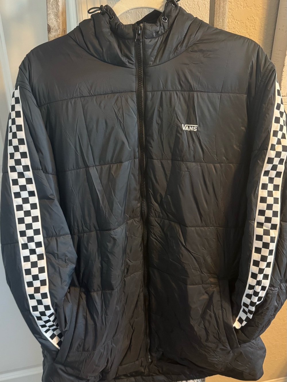 Vans Black Checkerboard Puffer Jacket Size L